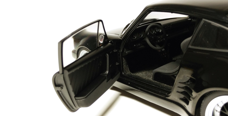 Illustration for article titled Porsche 930 Turbo "Blackbird", by AUTOart